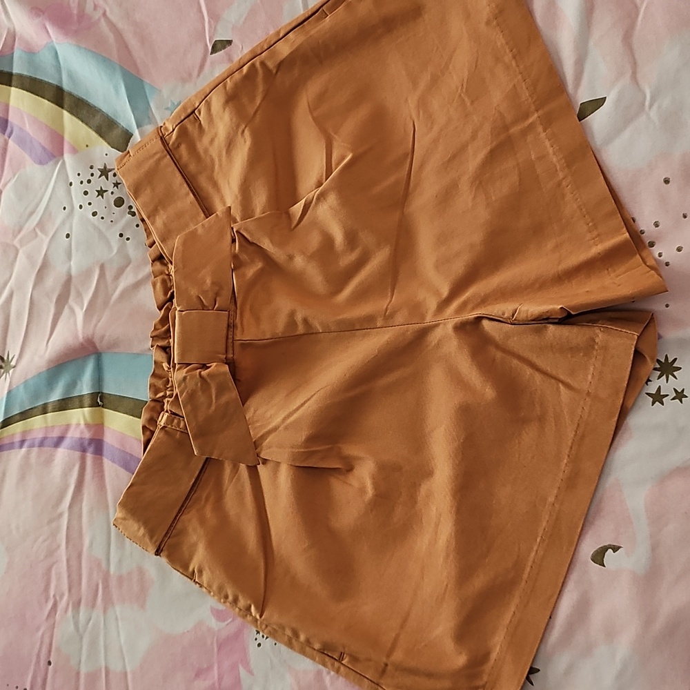 Janie and Jack Girl, short, size 10, khaki.